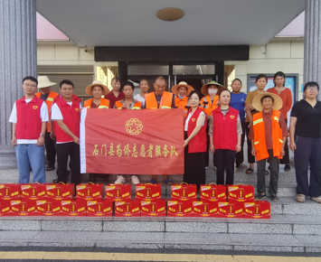 石门县侨联：高温送清凉 关怀沁人心