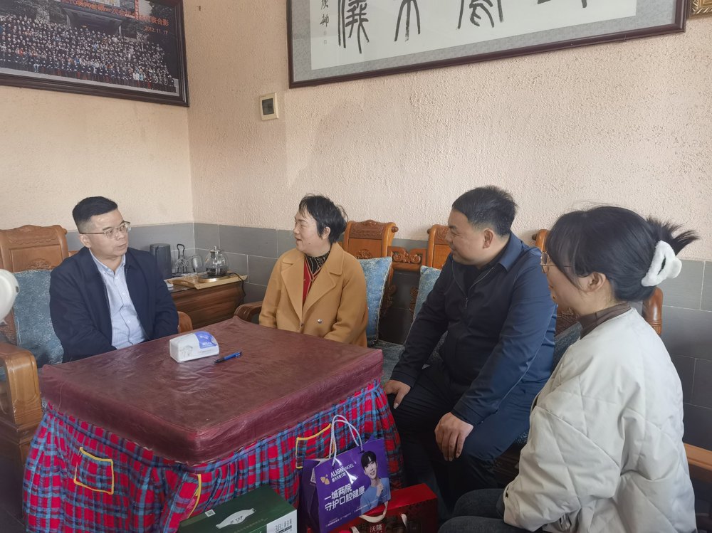 心系侨眷 情暖侨心——市侨联领导赴石门走访慰问重点侨务对象